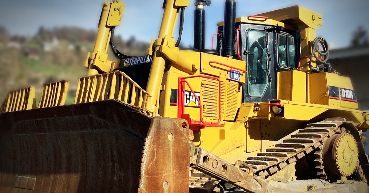 Un bulldozer cingolato CAT D10R è stato tra i mezzi industriali più costosi venduti tramite Ritchie Bros. nei primi sei mesi del 2023.